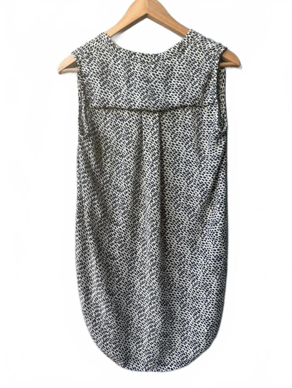 H&M Sleeveless Animal Print Blouse Split Neck Top - Picture 6 of 8